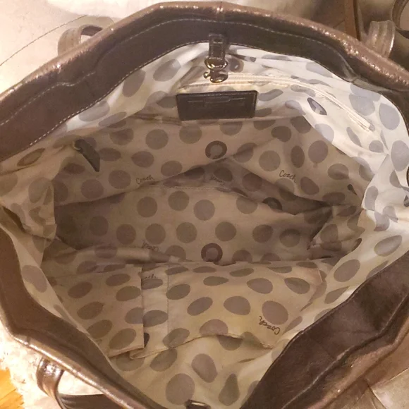 Authentic COACH  Metallic Tote Bag - Picture 5 of 15